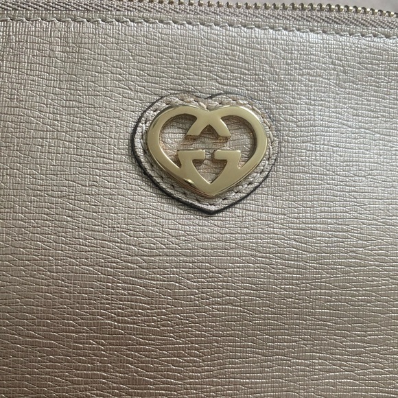 ✨NEW!✨SALE!✨GUCCI✨NWT✨GG GUCCISSIMA RARE HEART LEATHER LARGE POCHETTE BAG CLUTCH - Picture 6 of 14